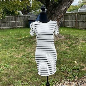 NWT - Francesca’s- Striped bodycon dress